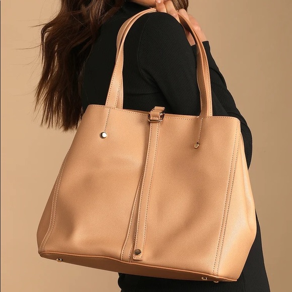 Lulus Handbags - NWOT Lulus Back to Business Tan Tote Vegan Faux Leather